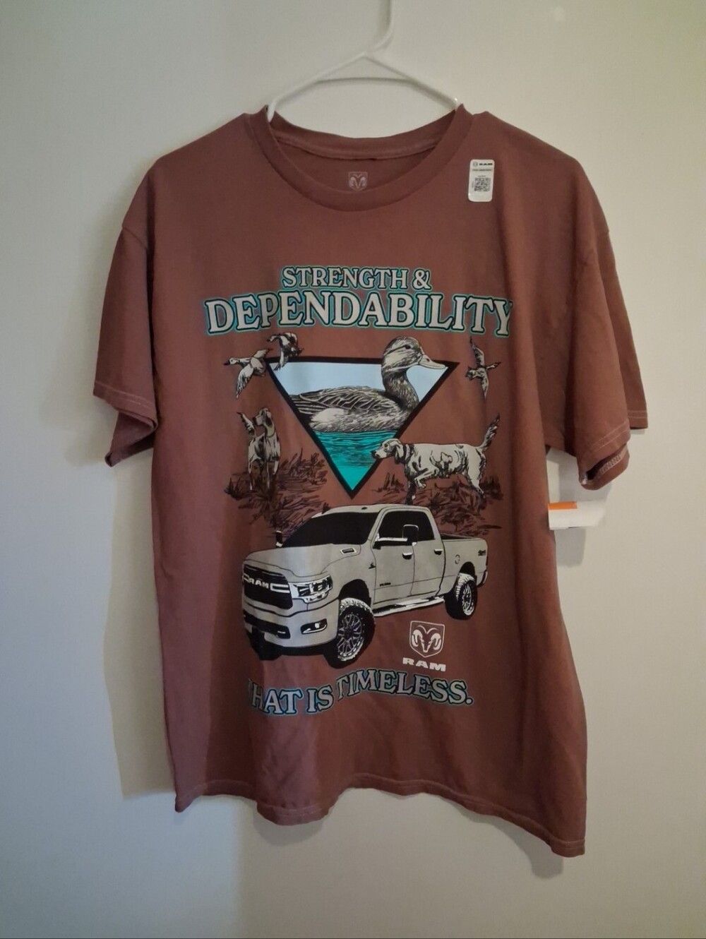 NWT/NWOT Men's Dodge RAM T-shirt